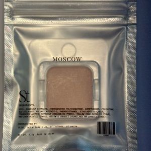 New unopened Seint Beuty Eyeshadow in the color Moscow